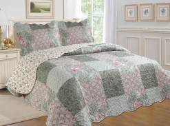 Floral Patchwork Reversible Quilt 3 Piece Set