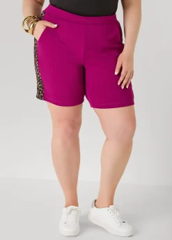 Leopard Trimmed Textured Shorts