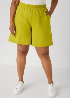 Seam Detailed Bermuda Shorts
